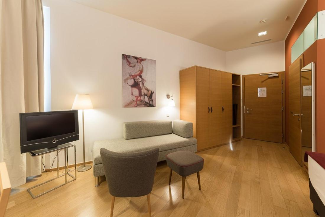 Hotel Stiegl Scala Больцано Экстерьер фото